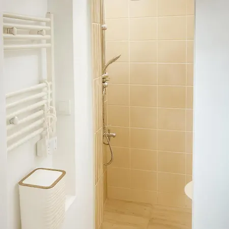 アパート Koko House *